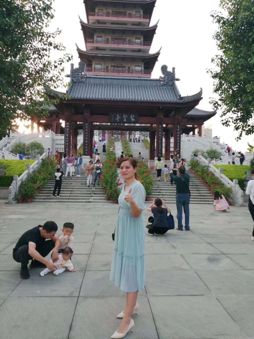 招聘HR头像